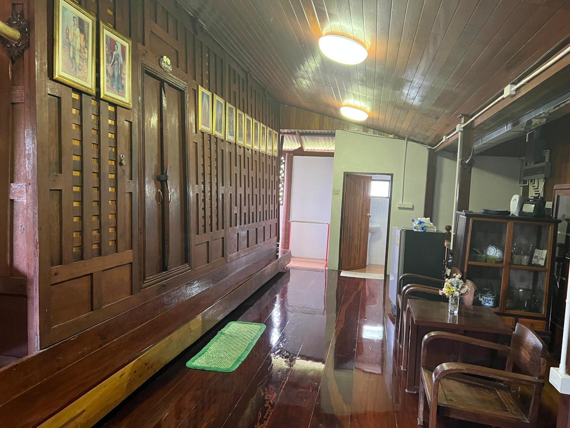 Bansuwan Homestay Amphawa Esterno foto